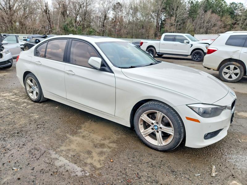 Photo 4 from auction – 2014 BMW 328 with VIN WBA3A5C50EP602309