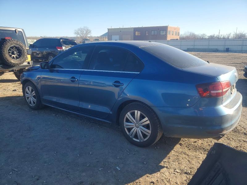 Photo 2 from auction – 2017 VOLKSWAGEN JETTA with VIN 3VW2B7AJ5HM343976
