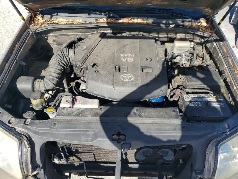 Photo 12 from auction – 2006 TOYOTA 4RUNNER SR with VIN JTEZU14R760068875