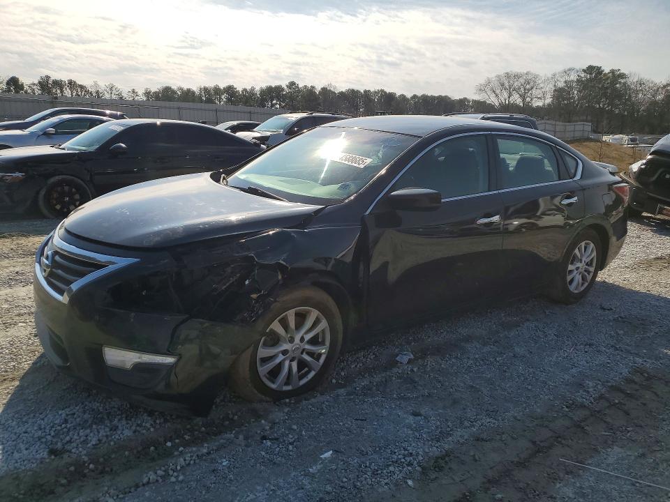 NISSAN ALTIMA 2.5 2014 with VIN 1N4AL3AP2EC169991 - Photo from auction