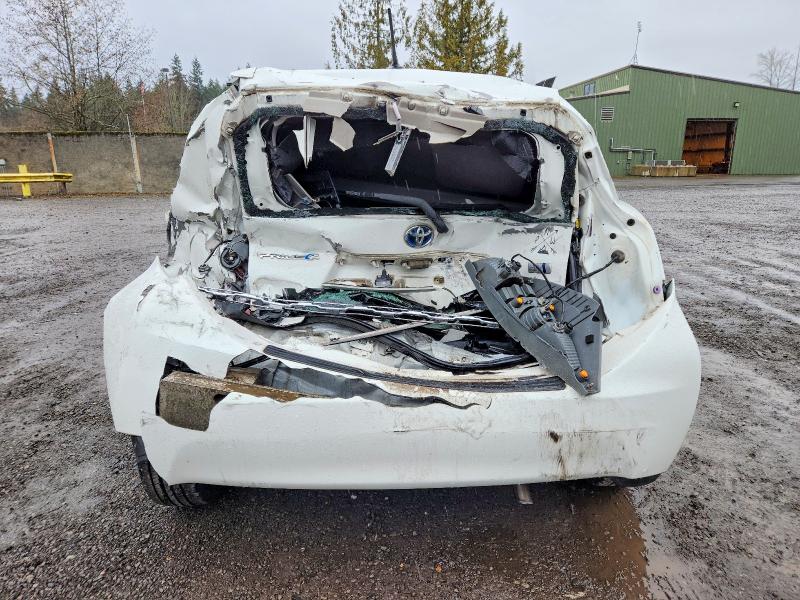 Photo 6 from auction – 2012 TOYOTA PRIUS C with VIN JTDKDTB38C1524596