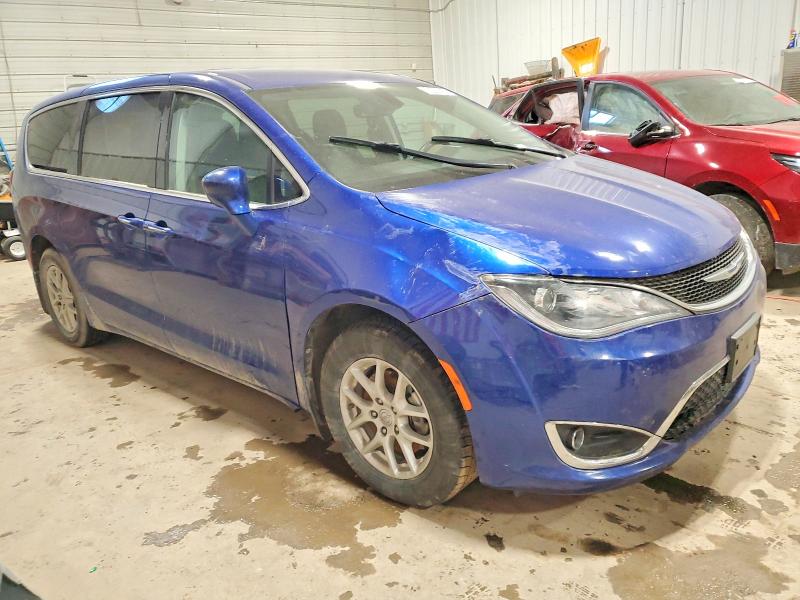 Photo 4 from auction – 2020 CHRYSLER PACIFICA T with VIN 2C4RC1FG0LR128922