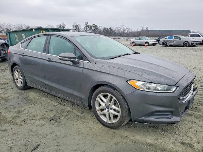 Photo 4 from auction – 2015 FORD FUSION SE with VIN 3FA6P0HD7FR185367