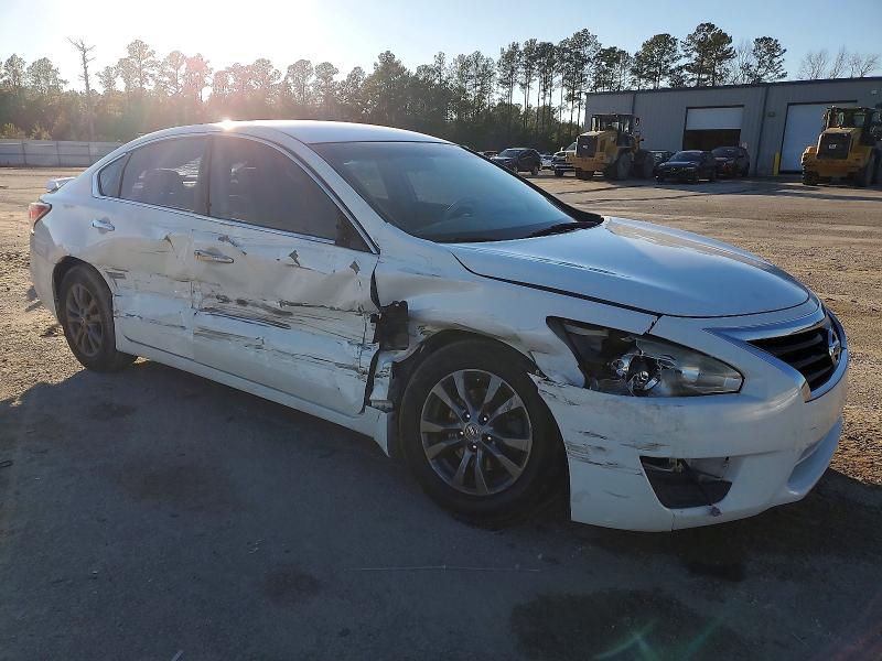 Photo 4 from auction – 2015 NISSAN ALTIMA 2.5 with VIN 1N4AL3AP1FC455672