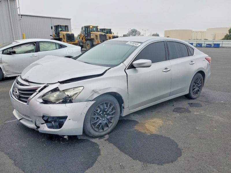 NISSAN ALTIMA 2.5 2013 with VIN 1N4AL3AP9DC282108 - Photo from auction
