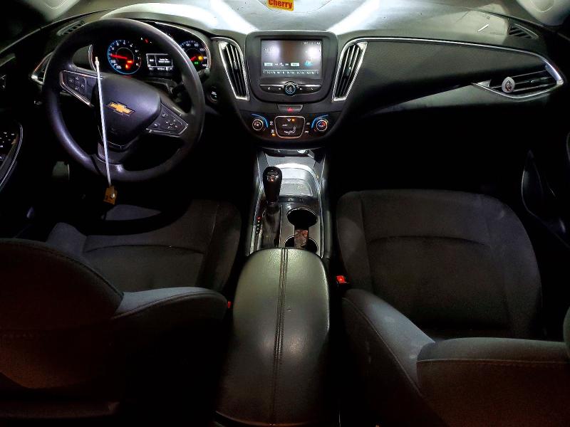 Photo 8 from auction – 2018 CHEVROLET MALIBU LT with VIN 1G1ZD5ST2JF268359