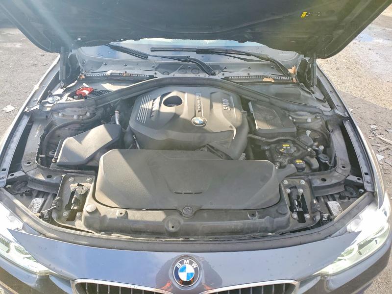 Photo 11 from auction – 2018 BMW 330 XI with VIN WBA8D9C52JEM32710