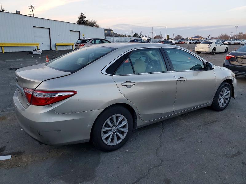 Photo 3 from auction – 2016 TOYOTA CAMRY with VIN 4T4BF1FK0GR580568