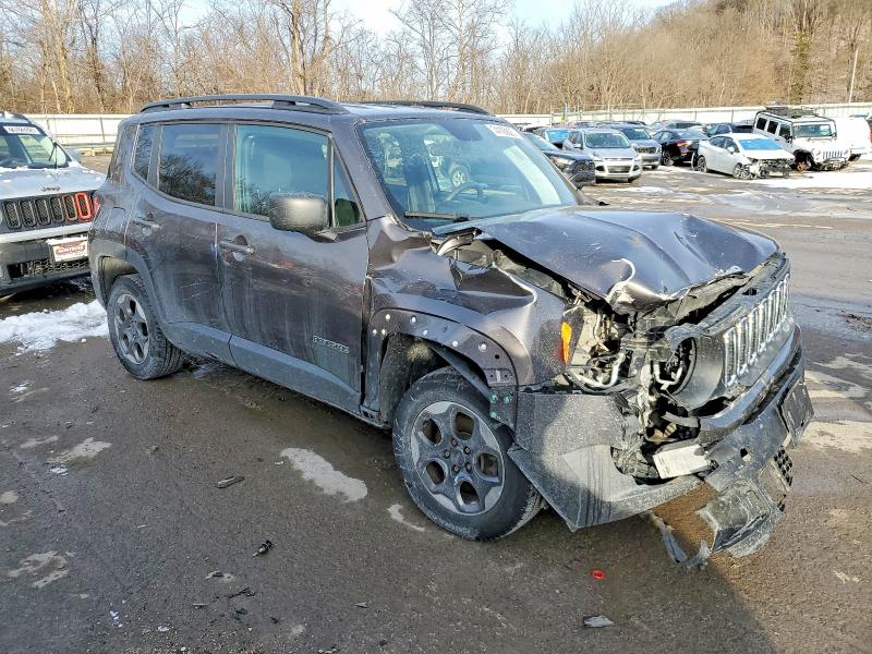 Photo 4 from auction – 2018 JEEP RENEGADE with VIN ZACCJBAB1JPH11689