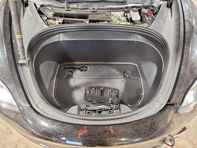 Photo 11 from auction – 2019 TESLA MODEL 3 with VIN 5YJ3E1EA5KF396033
