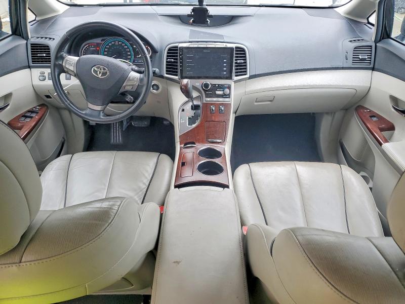 Photo 8 from auction – 2010 TOYOTA VENZA with VIN 4T3ZK3BB4AU033002