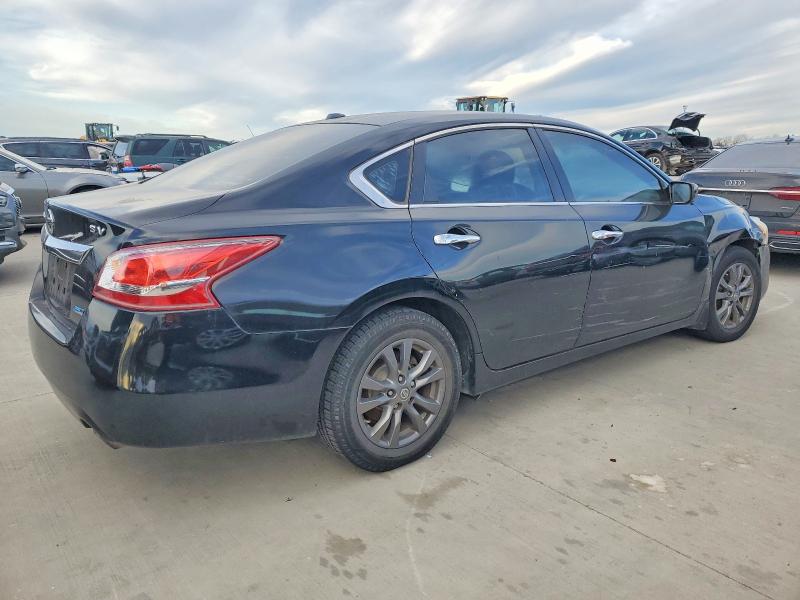 Photo 3 from auction – 2013 NISSAN ALTIMA 2.5 with VIN 1N4AL3AP1DN468181