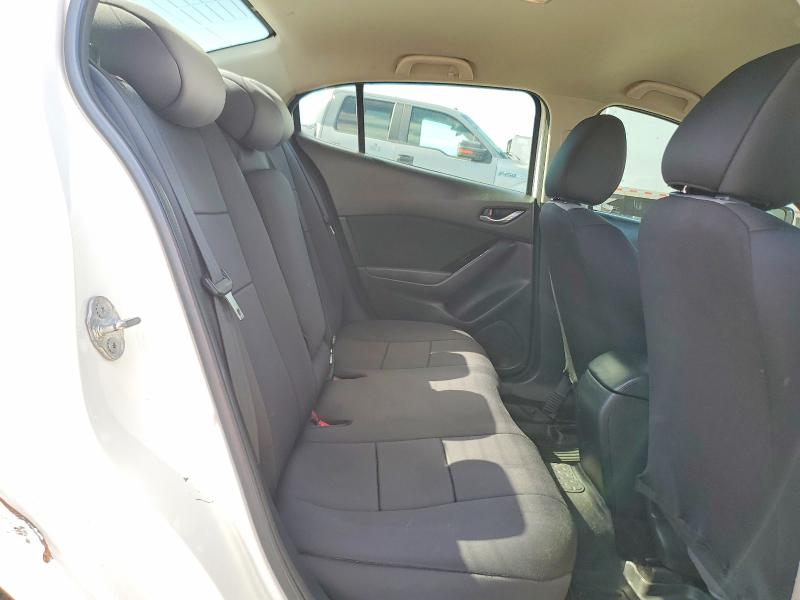 Photo 10 from auction – 2018 MAZDA 3 SPORT with VIN 3MZBN1U72JM237558