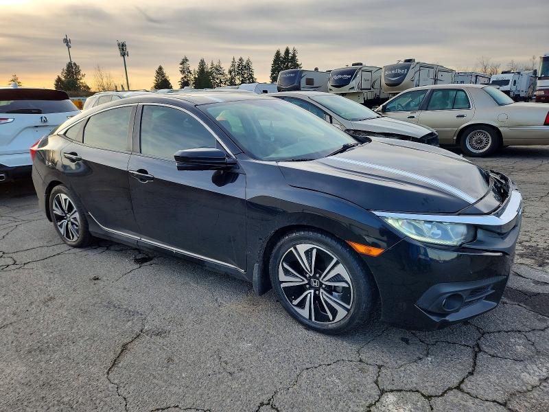 Photo 4 from auction – 2017 HONDA CIVIC EX with VIN 2HGFC1F31HH647086