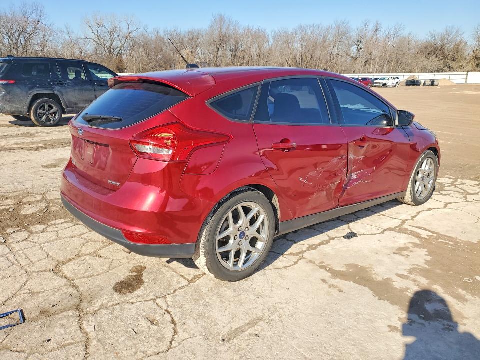 Photo 3 from auction – 2015 FORD FOCUS SE with VIN 1FADP3K28FL334075