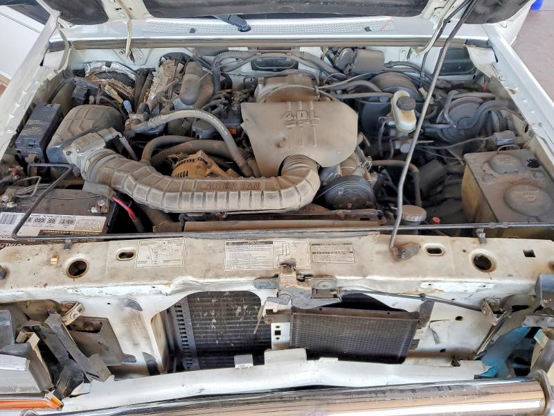 Photo 12 from auction – 1992 FORD EXPLORER with VIN 1FMDU34X5NUA51360