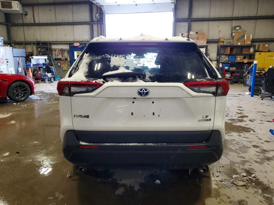 Photo 6 from auction – 2023 TOYOTA RAV4 LE with VIN 2T3BWRFV7PW180162