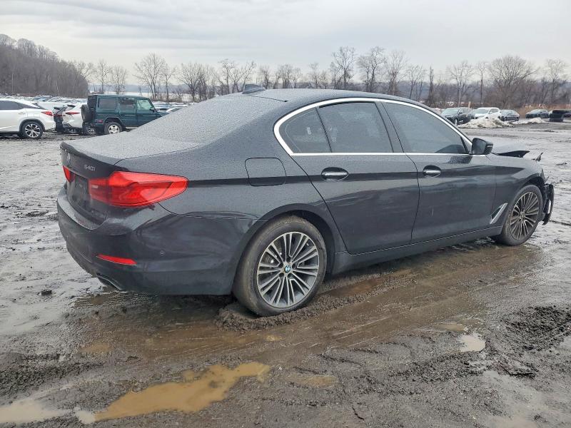 Photo 3 from auction – 2017 BMW 540 XI with VIN WBAJE7C31HWA03678