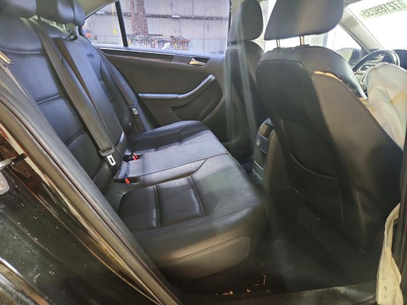 Photo 10 from auction – 2015 VOLKSWAGEN JETTA with VIN 3VWLA7AJ3FM406500