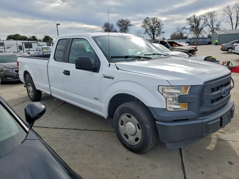 Photo 4 from auction – 2016 FORD F150 SUPER with VIN 1FTFX1CG6GKD65866