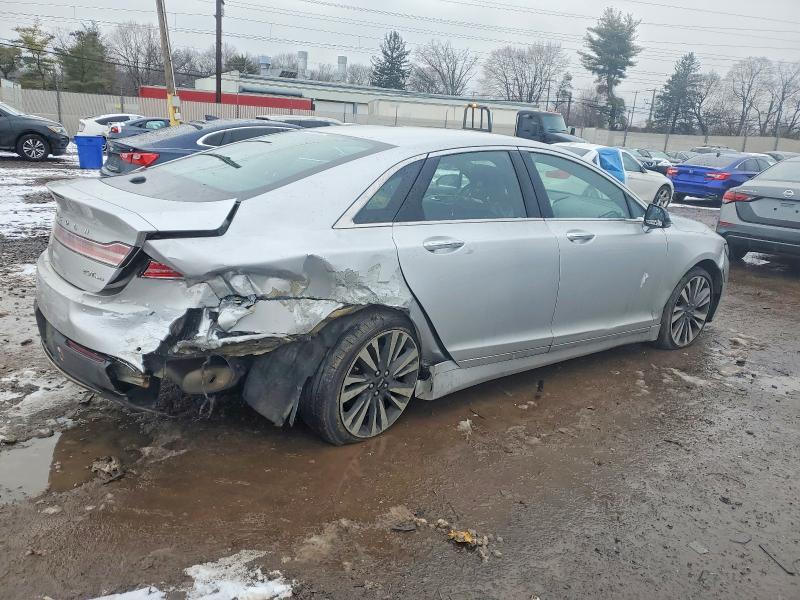 Photo 3 from auction – 2017 LINCOLN MKZ with VIN 3LN6L5D9XHR625116