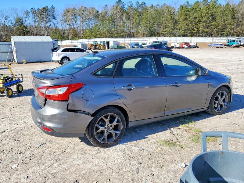 Photo 3 from auction – 2013 FORD FOCUS SE with VIN 1FADP3F22DL259106