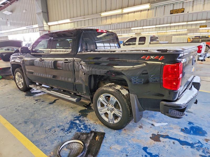 Photo 2 from auction – 2018 CHEVROLET SILVERADO with VIN 3GCUKPEC0JG554952