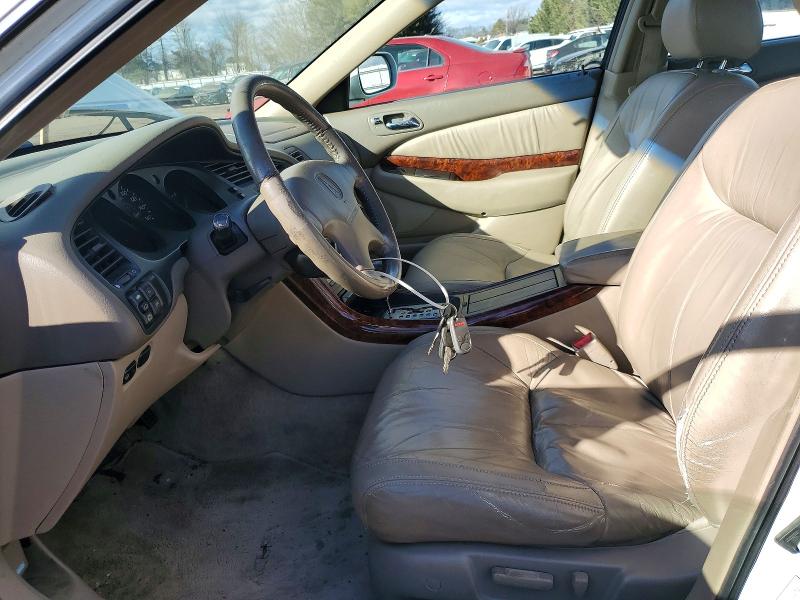 Photo 7 from auction – 2000 ACURA 3.2TL with VIN 19UUA5665YA038760