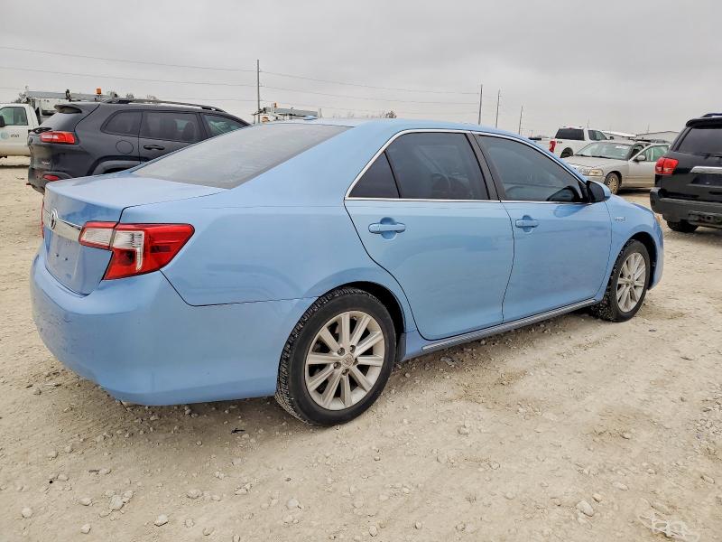 Photo 3 from auction – 2012 TOYOTA CAMRY HYBR with VIN 4T1BD1FK0CU040261