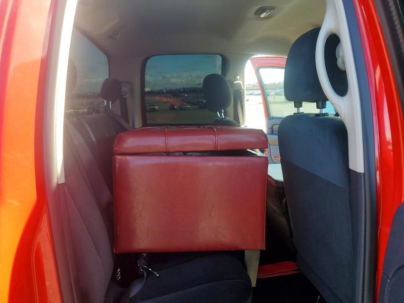 Photo 10 from auction – 2004 DODGE RAM 1500 with VIN 1D7HA18N04S673618