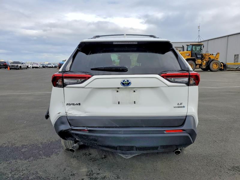 Photo 6 from auction – 2022 TOYOTA RAV4 LE with VIN JTMMWRFV2ND158332
