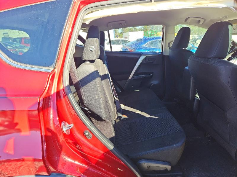 Photo 10 from auction – 2017 TOYOTA RAV4 with VIN JTMZFREV7HJ137733