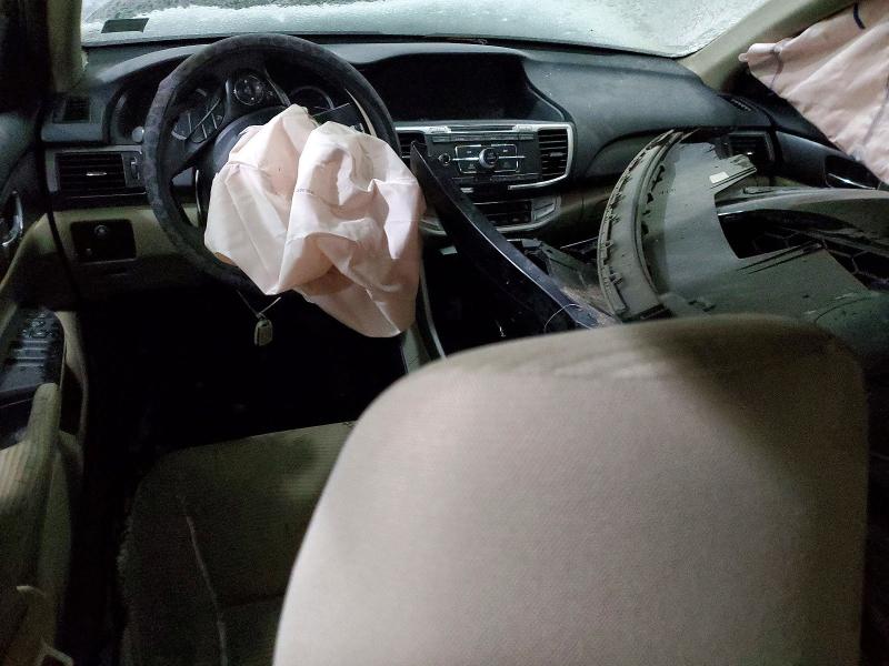 Photo 8 from auction – 2015 HONDA ACCORD LX with VIN 1HGCR2F38FA017200