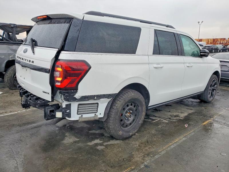 Photo 3 from auction – 2022 FORD EXPEDITION with VIN 1FMJK2AT7NEA51231