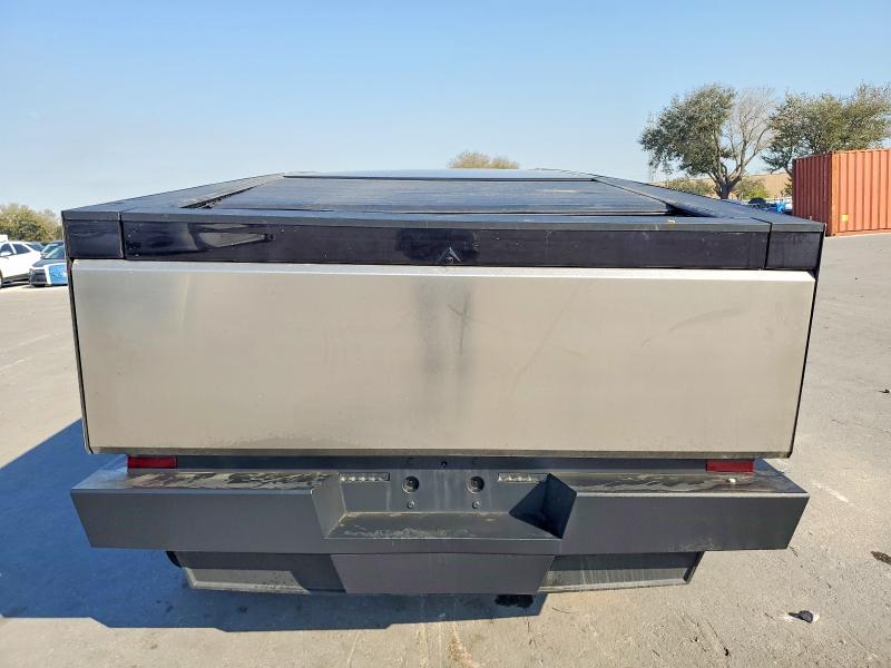 Photo 6 from auction – 2025 TESLA CYBERTRUCK with VIN 7G2CEHED4SA080801