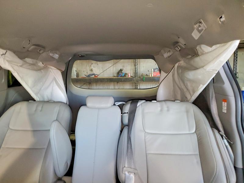 Photo 10 from auction – 2016 TOYOTA SIENNA with VIN 5TDYK3DCXGS711425