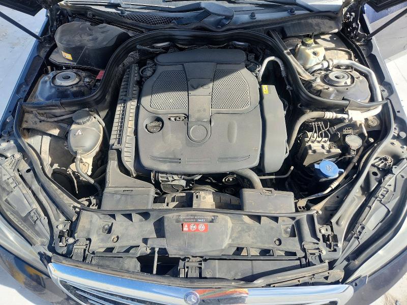 Photo 11 from auction – 2015 MERCEDES-BENZ E with VIN WDDHF5KB3FB083200