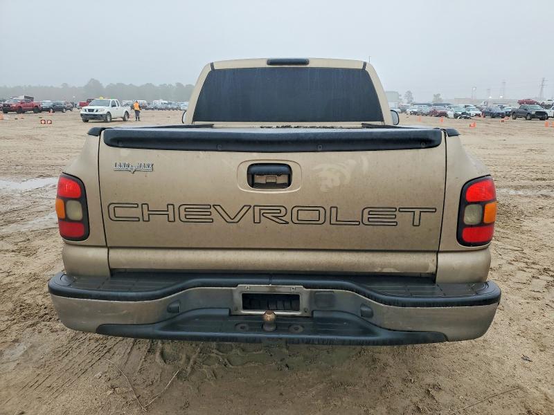 Photo 10 from auction – 2004 CHEVROLET SILVERADO with VIN 1GCEC14X24Z129773