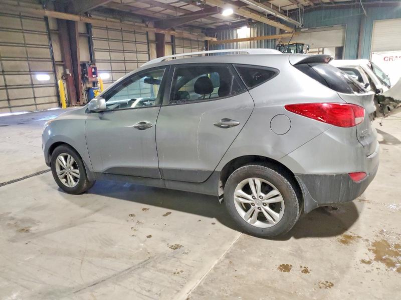 Photo 2 from auction – 2010 HYUNDAI TUCSON GLS with VIN KM8JU3AC3AU070892