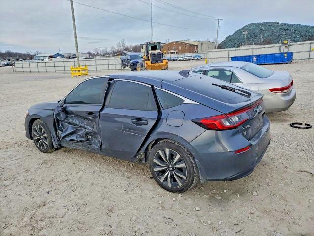 Photo 2 from auction – 2023 HONDA CIVIC EXL with VIN 19XFL1H74PE018205