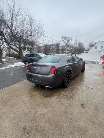 Photo 4 from auction – 2020 CHRYSLER 300 S with VIN 2C3CCABG5LH158682