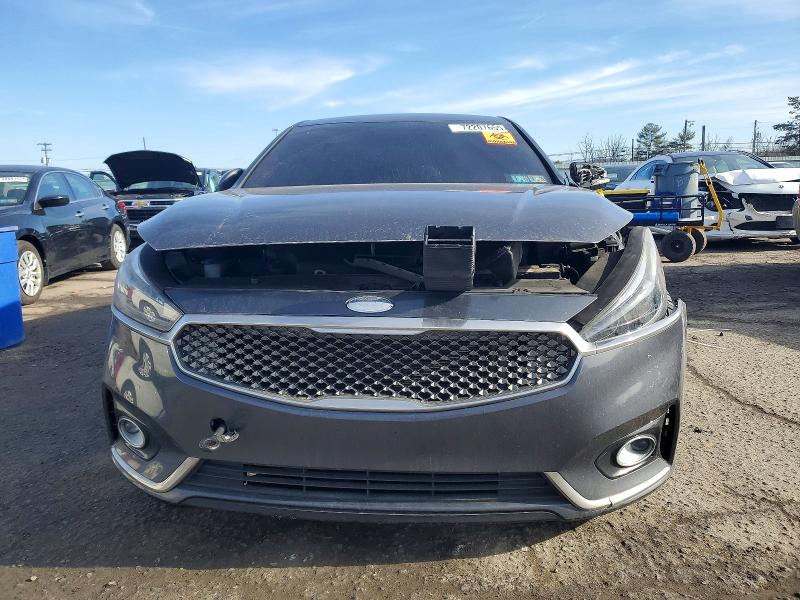 Photo 5 from auction – 2017 KIA CADENZA with VIN KNALB4J17H5039332