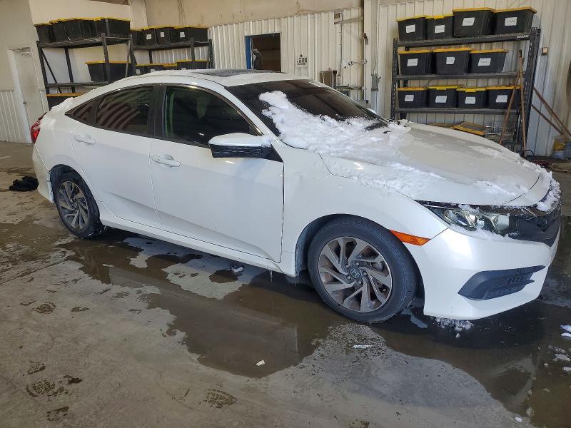 Photo 4 from auction – 2018 HONDA CIVIC with VIN 19XFC2F78JE044239