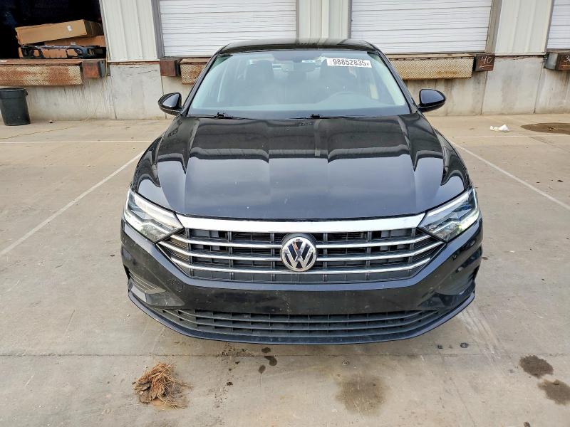 Photo 5 from auction – 2021 VOLKSWAGEN JETTA with VIN 3VWC57BU4MM098490