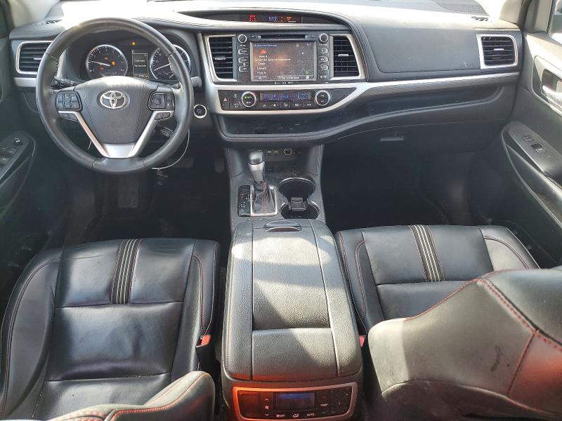 Photo 8 from auction – 2019 TOYOTA HIGHLANDER with VIN 5TDKZRFH3KS339240