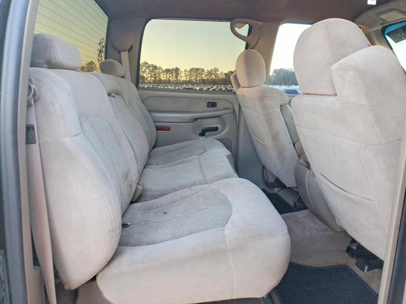 Photo 10 from auction – 2001 CHEVROLET SILVERADO with VIN 1GCGC13UX1F206760