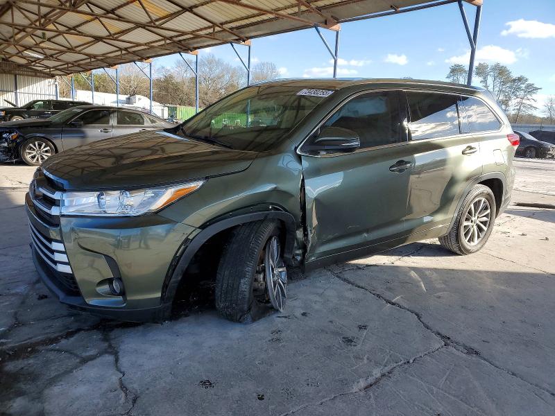 TOYOTA HIGHLANDER 2017 with VIN 5TDKZRFH3HS221343 - Photo from auction