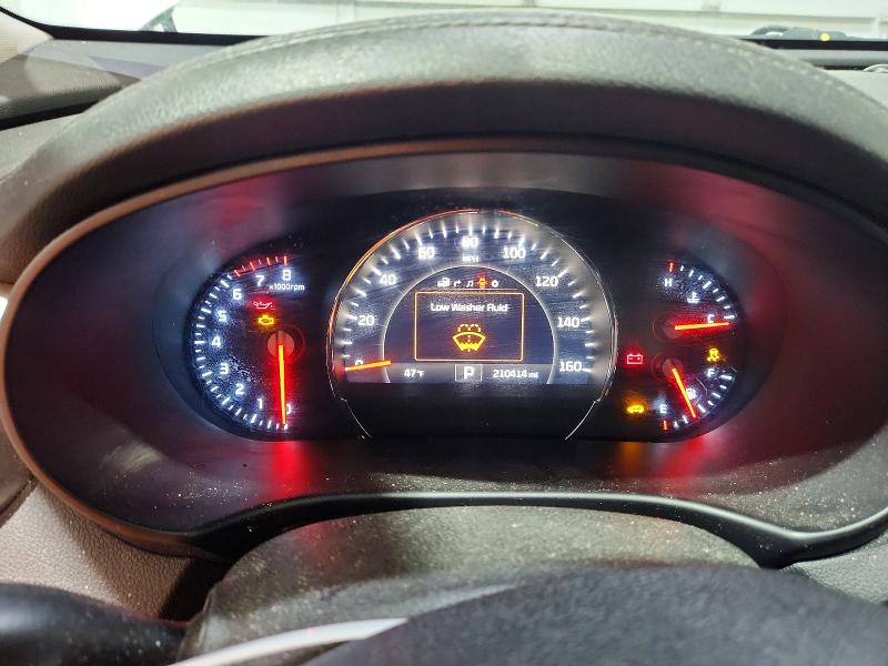 Photo 9 from auction – 2017 KIA SORENTO SX with VIN 5XYPKDA56HG271628
