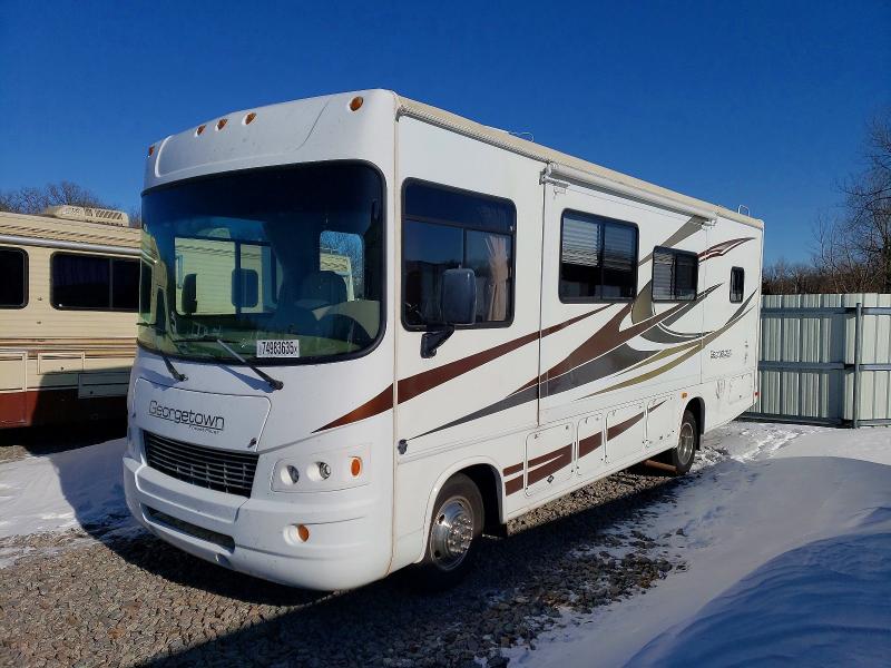 Photo 2 from auction – 2011 FORD F53 with VIN 1F66F5DY9B0A03183