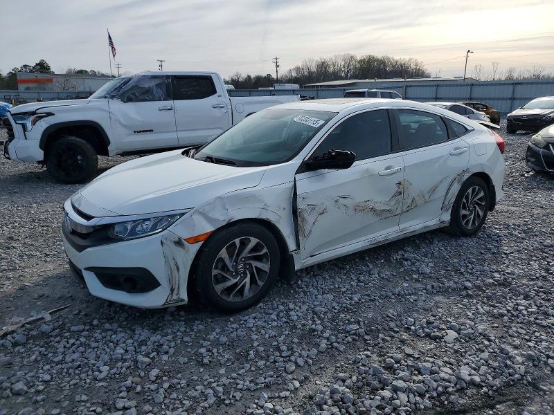 HONDA CIVIC 2017 with VIN 19XFC2F8XHE058761 - Photo from auction